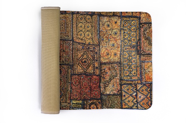 Tapis Tissu avec broderie