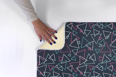 Tapis Triangles sur fond sombre