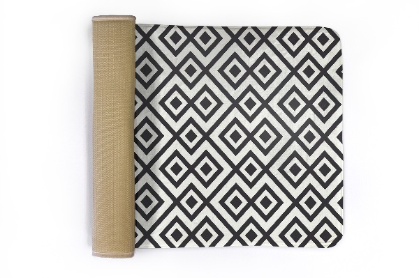 Tapis Losanges et carrés géométriques en noir et blanc