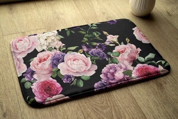 Tapis Fleurs sur fond noir