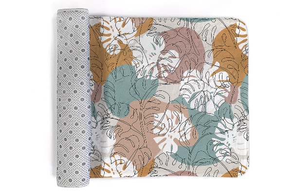 Tapis Animaux et plantes de la forêt.
