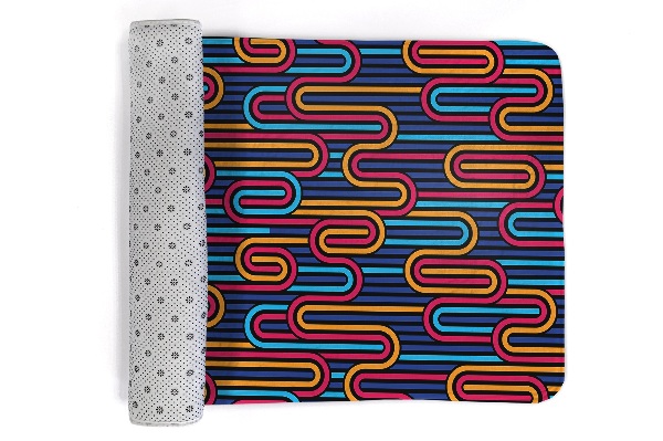 Tapis Motifs géométriques rétro colorés