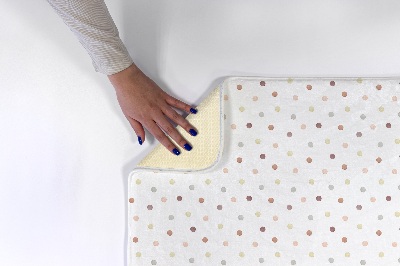 Tapis Points de couleur sur fond blanc