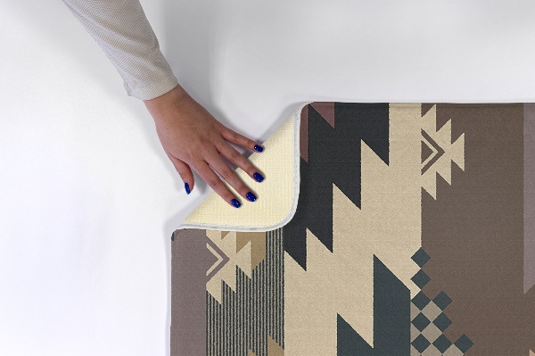 Tapis Motifs géométriques de style aztèque