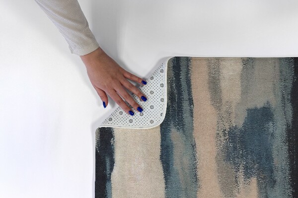 Tapis Rayures verticales abstraites dans les tons bleus