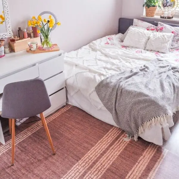 Tapis vinyle Beige dans une lignée