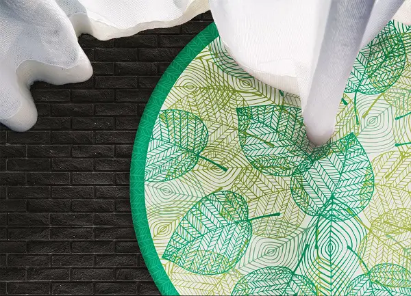 Tapis vinyl rond squelette