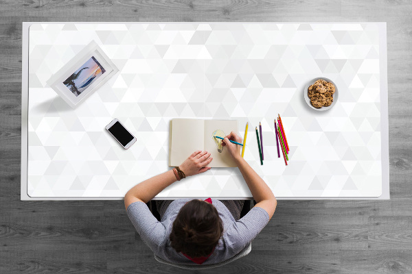 Protège bureau Triangles légers