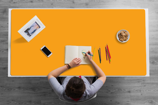 Tapis de bureau Sombre