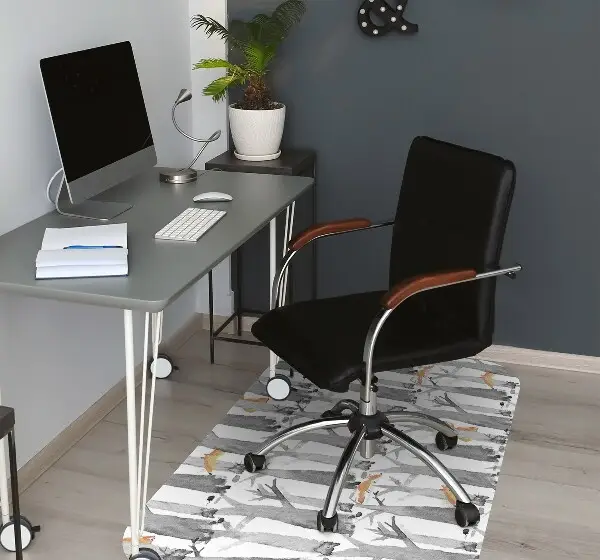 Tapis bureau Liski dans la forêt