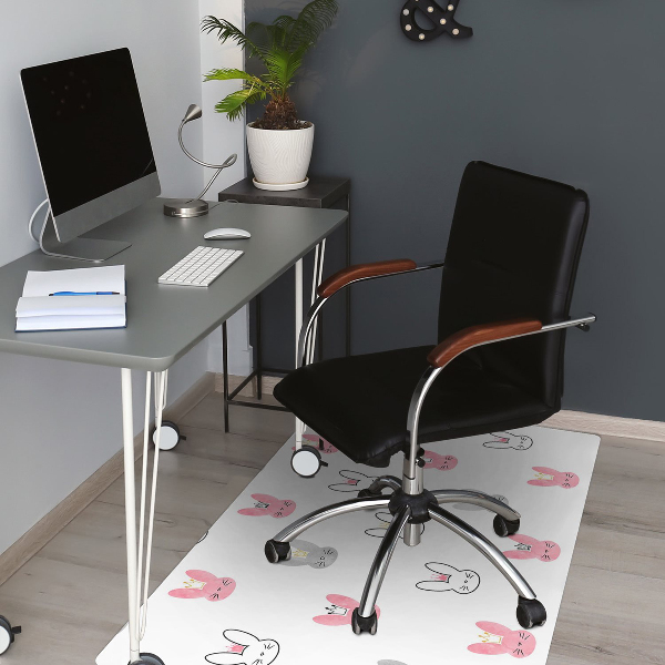 Tapis pour chaise de bureau Lapins dans les couronnes
