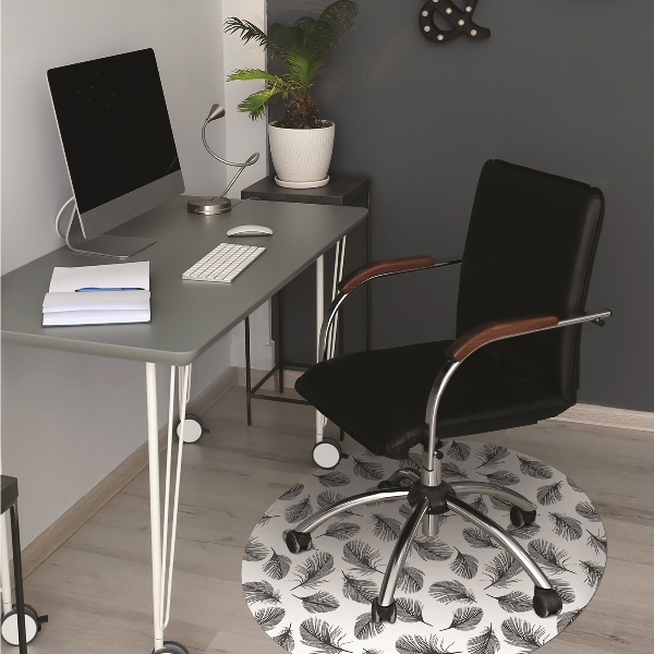 Tapis pour chaise de bureau Plumes noires et blanches