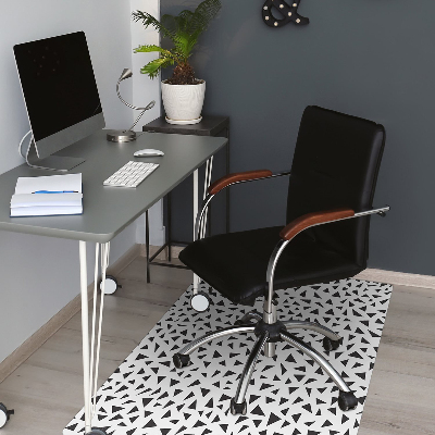 Tapis de chaise de bureau Triangles noirs