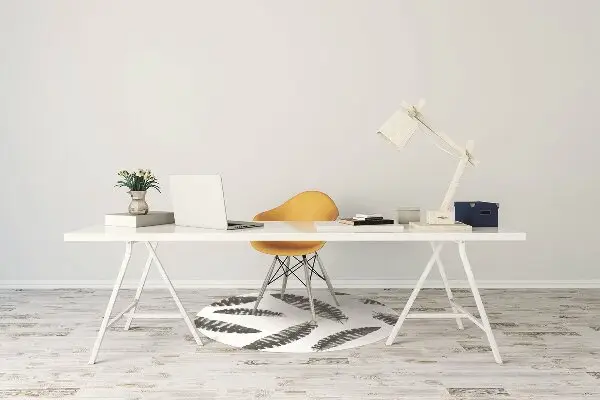 Tapis pour chaise de bureau Plumes de style boho