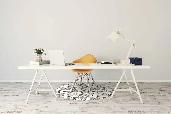 Tapis pour chaise de bureau Papillon noir et blanc