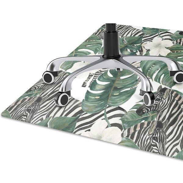 Tapis protège sol Zèbre dans les feuilles