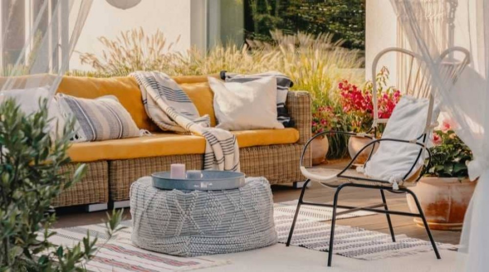 comment aménager une terrasse devant la maison